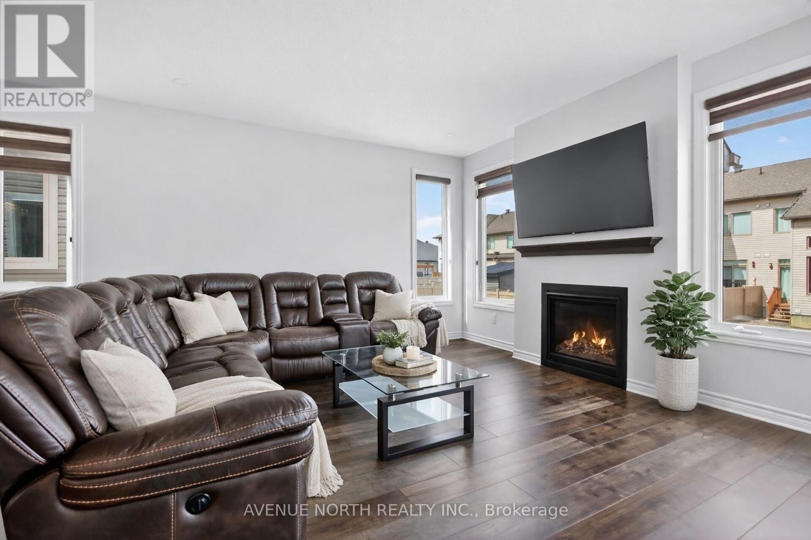 110 Dun Skipper Drive, Ottawa, Ontario  K1X 0G1 - Photo 17 - X12966170