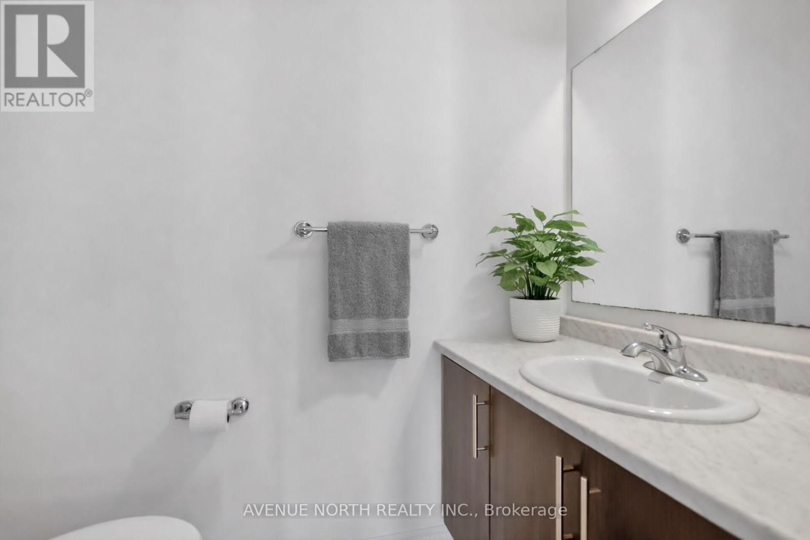 110 Dun Skipper Drive, Ottawa, Ontario  K1X 0G1 - Photo 25 - X12966170