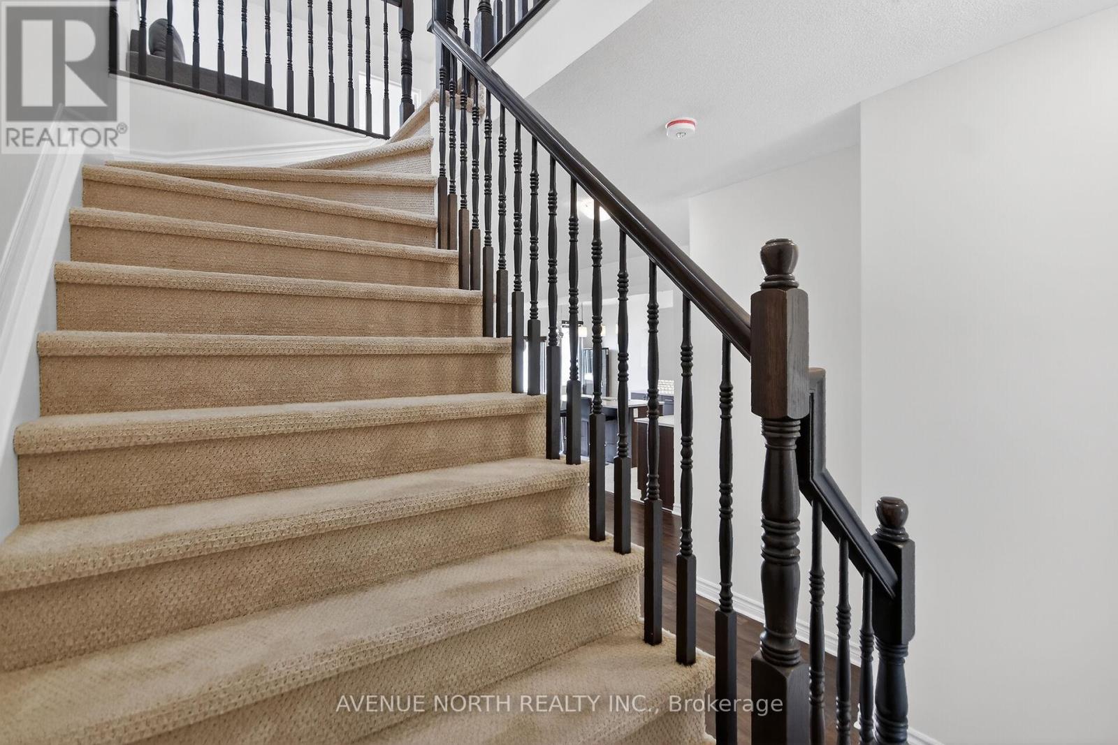 110 Dun Skipper Drive, Ottawa, Ontario  K1X 0G1 - Photo 27 - X12966170