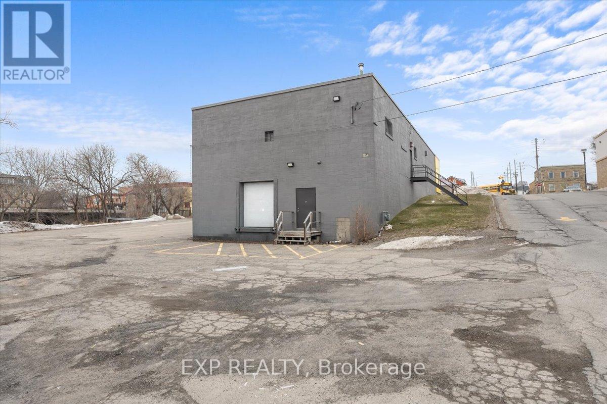 19 Chambers Street, Smiths Falls, Ontario  K7A 2Y3 - Photo 29 - X12966218