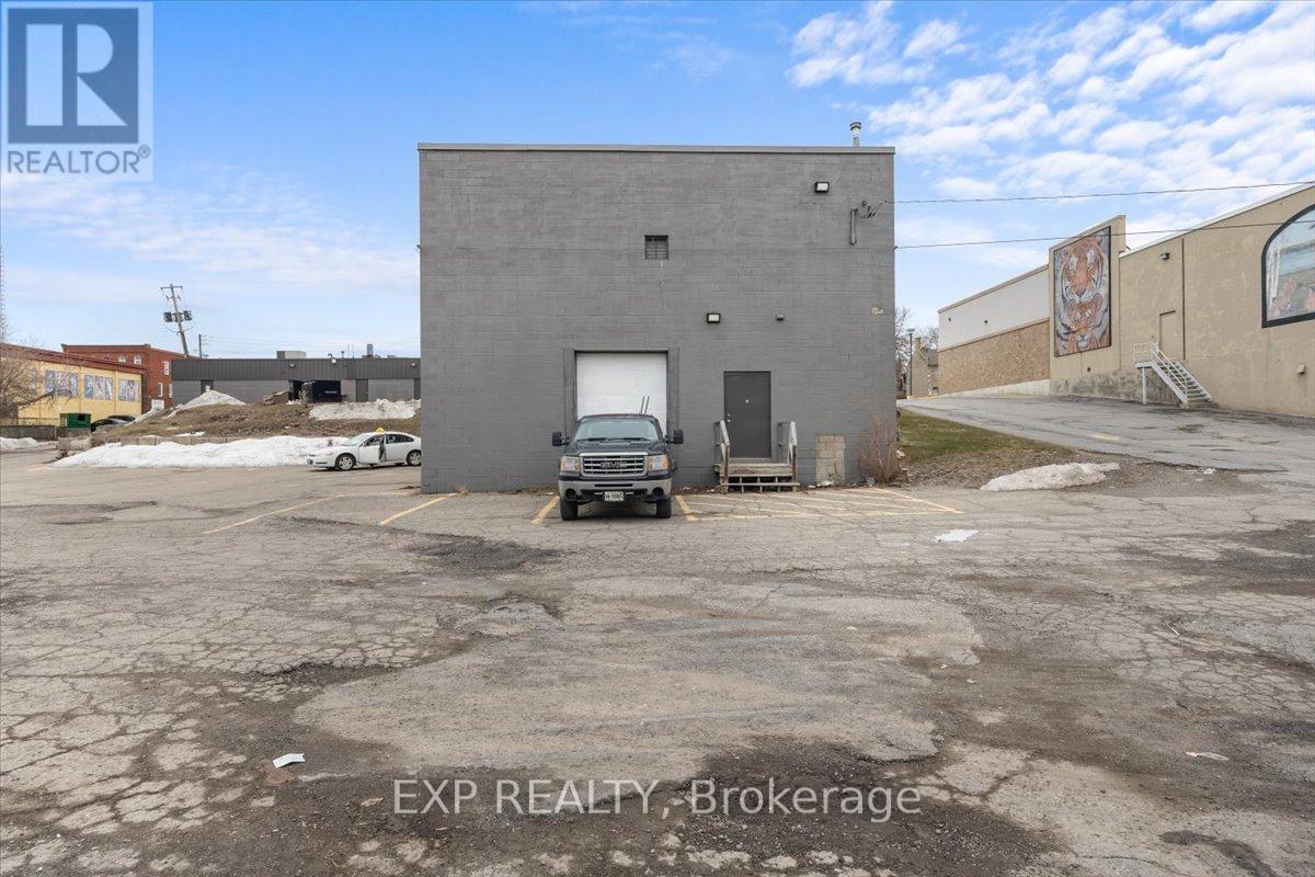 19 Chambers Street, Smiths Falls, Ontario  K7A 2Y3 - Photo 30 - X12966218