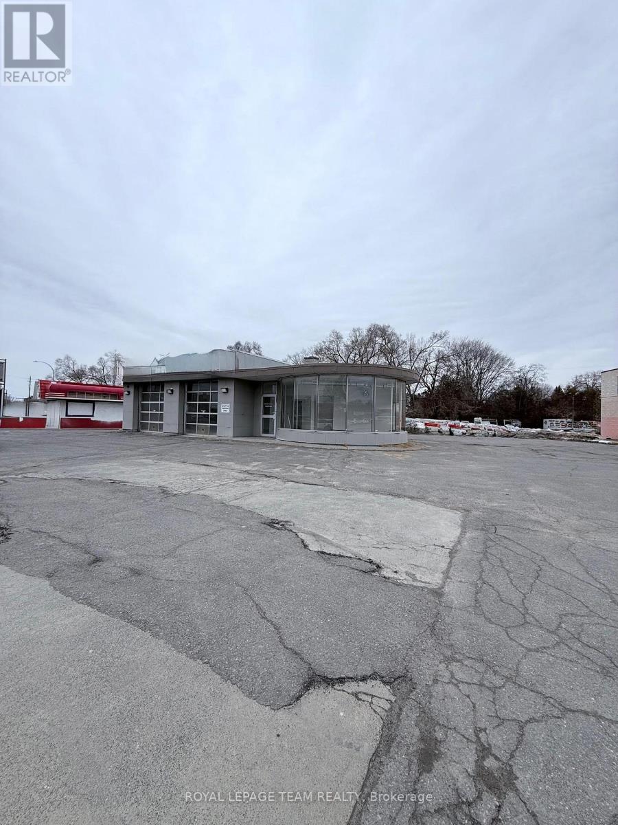 1507 Merivale Road, Ottawa, Ontario  K2E 5P3 - Photo 5 - X12966278