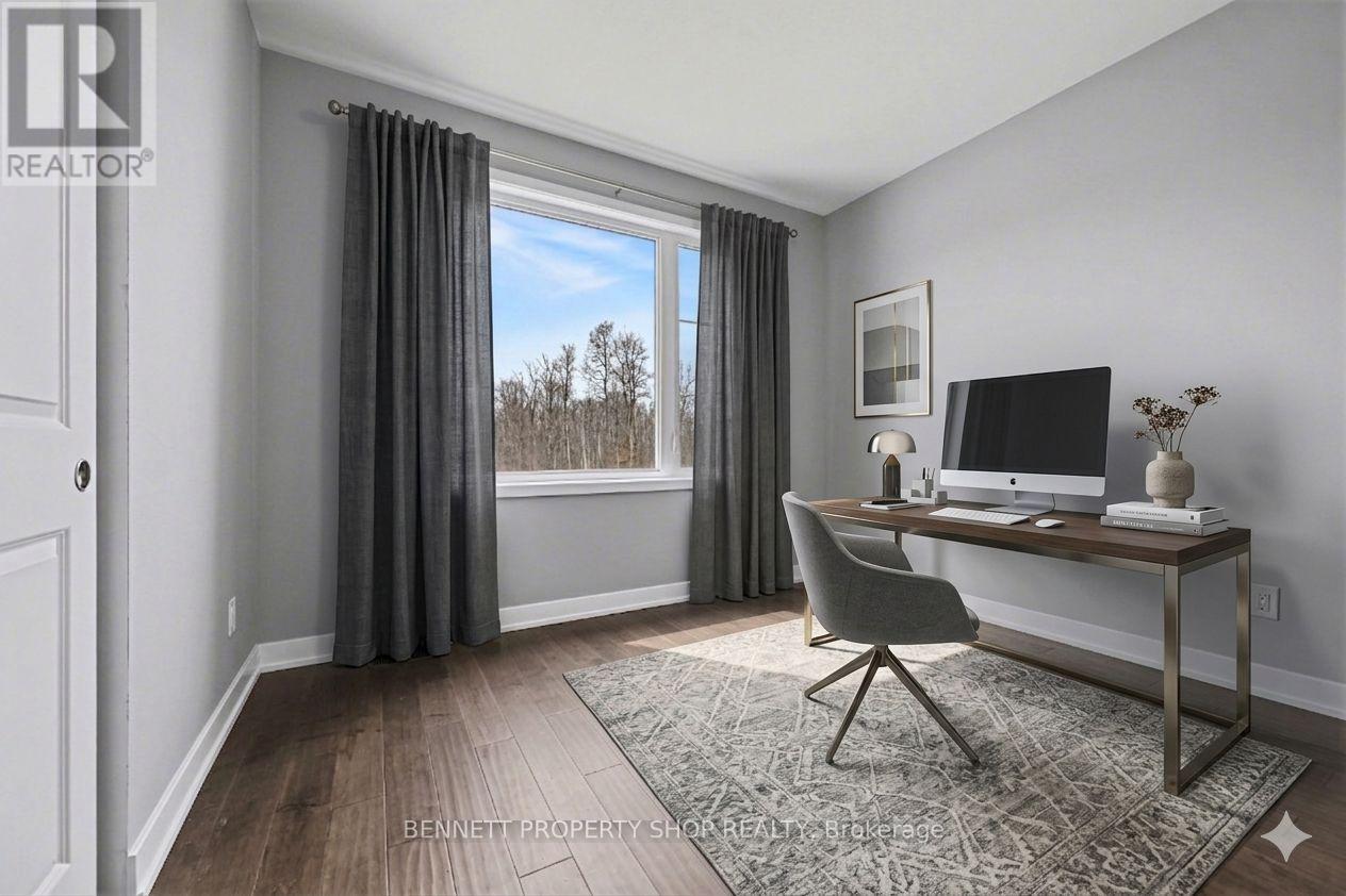 111 Frank Fisher Crescent, Mississippi Mills, Ontario  K0A 1A0 - Photo 12 - X12966318