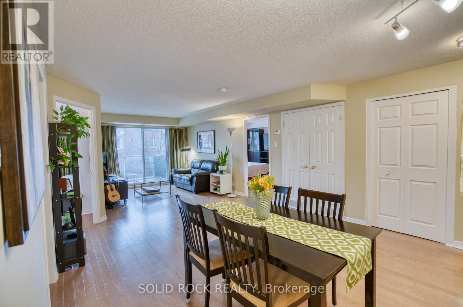 209 - 429 Somerset Street W, Ottawa, Ontario K2P 2P5 - Photo 11 - X12966490