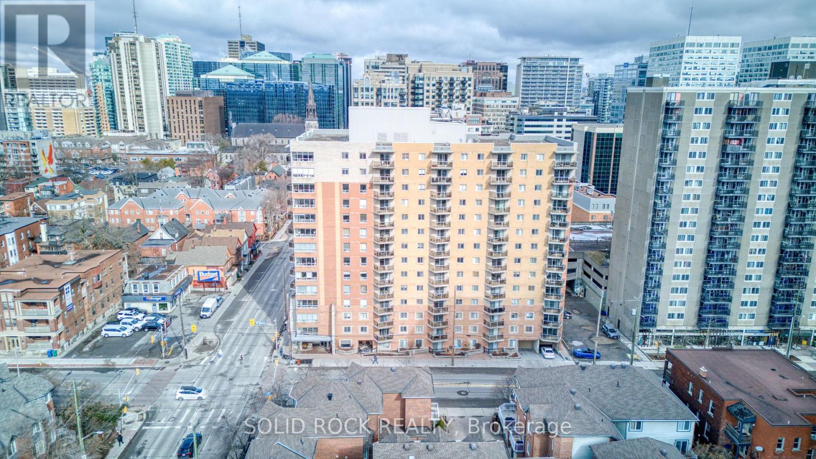 209 - 429 Somerset Street W, Ottawa, Ontario K2P 2P5 - Photo 2 - X12966490