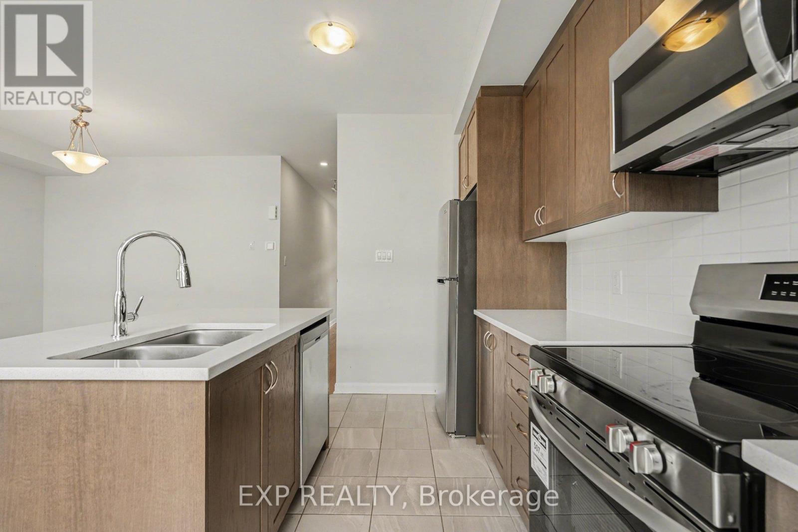 98 Osler Street, Ottawa, Ontario  K2W 0K8 - Photo 8 - X12966520