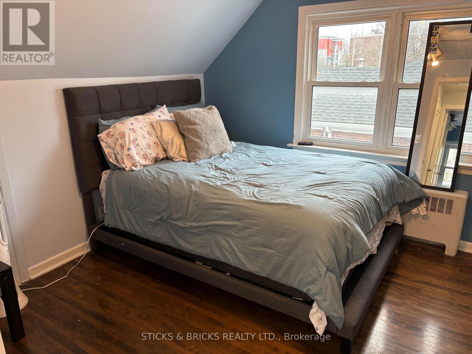 6088 Dorchester Road, Niagara Falls, Ontario  L2G 5T2 - Photo 17 - X12966270