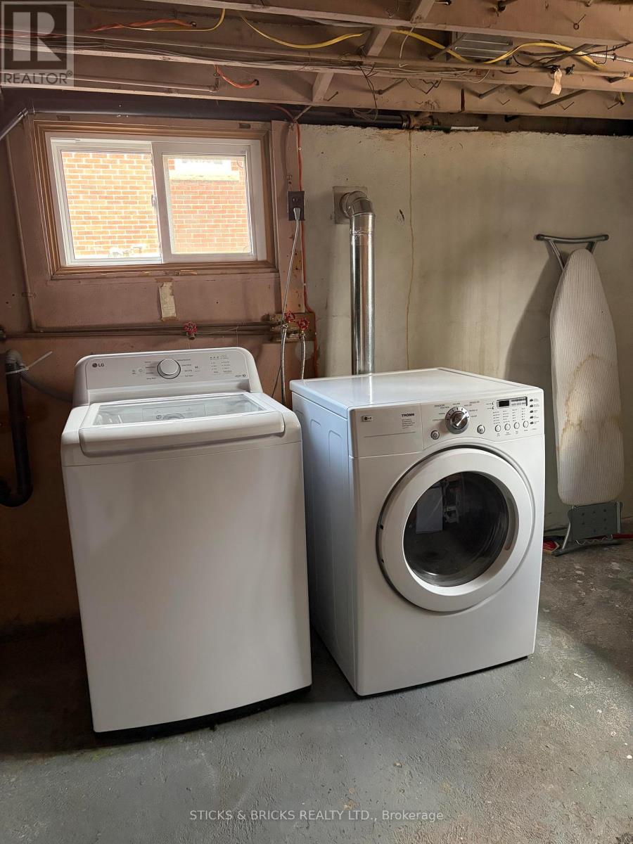 6088 Dorchester Road, Niagara Falls, Ontario  L2G 5T2 - Photo 22 - X12966270