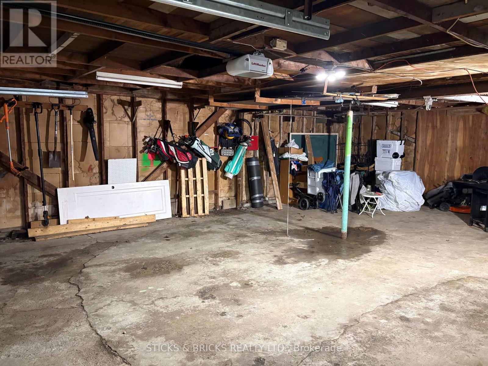 6088 Dorchester Road, Niagara Falls, Ontario  L2G 5T2 - Photo 24 - X12966270