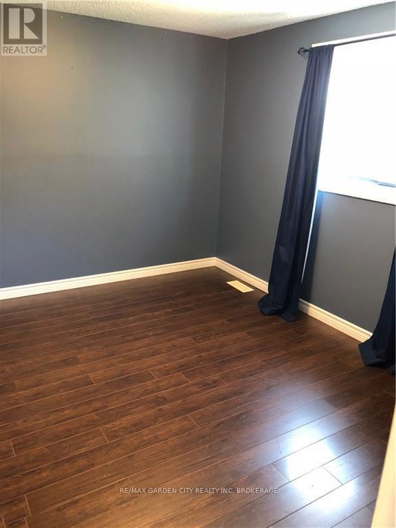 29 St. Hilda's Court, St. Catharines, Ontario  L2R 7H1 - Photo 9 - X12966422