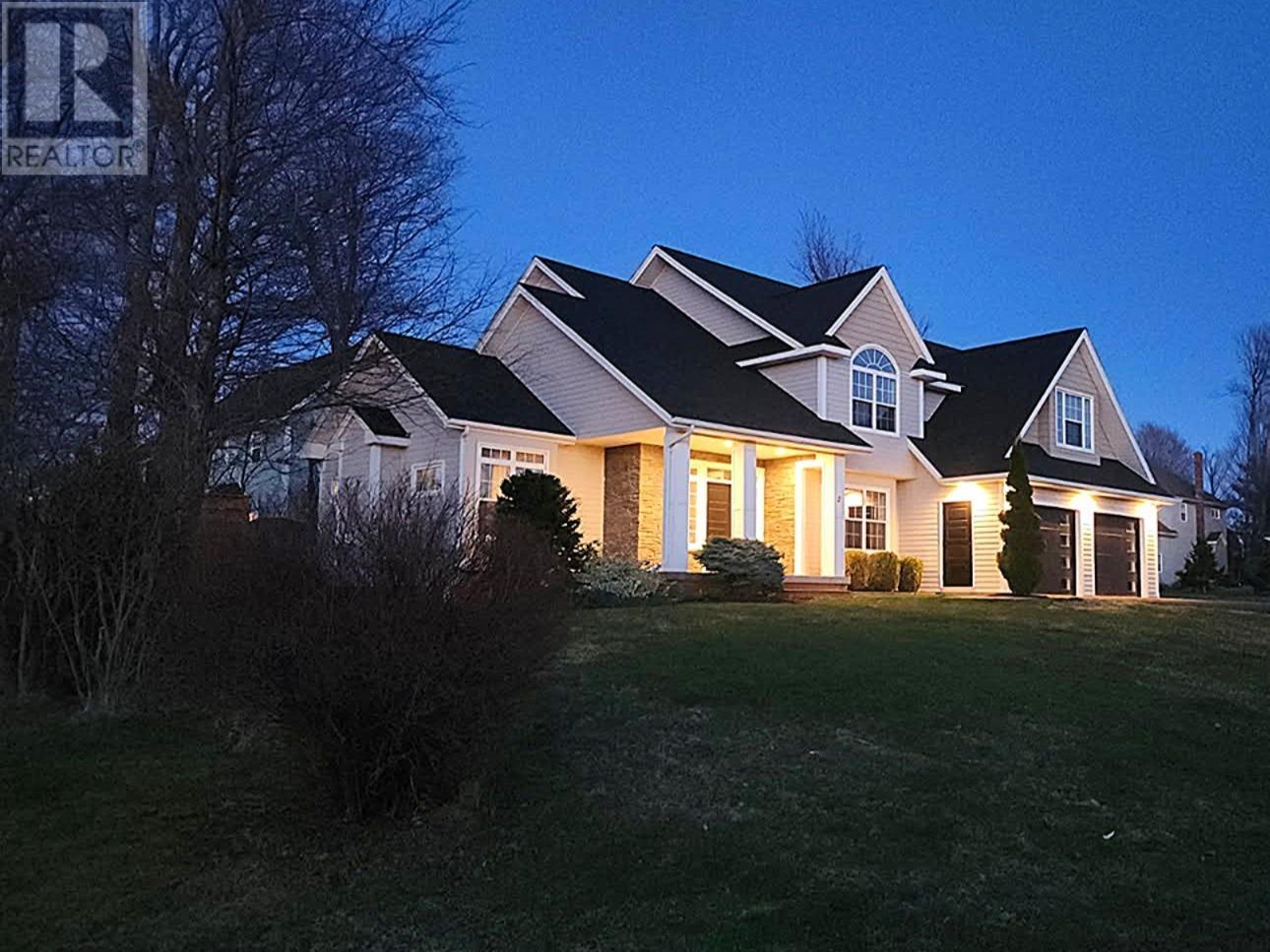 2 SHEFFIELD Crescent, Charlottetown, Prince Edward Island