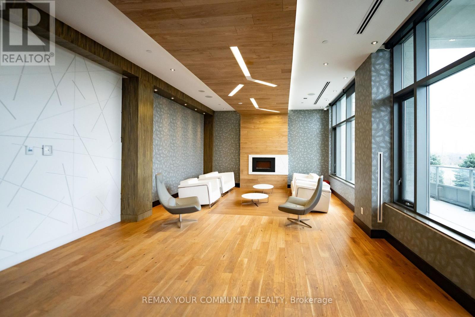 520 - 325 South Park Road, Markham, Ontario  L3T 0B8 - Photo 29 - N12963578