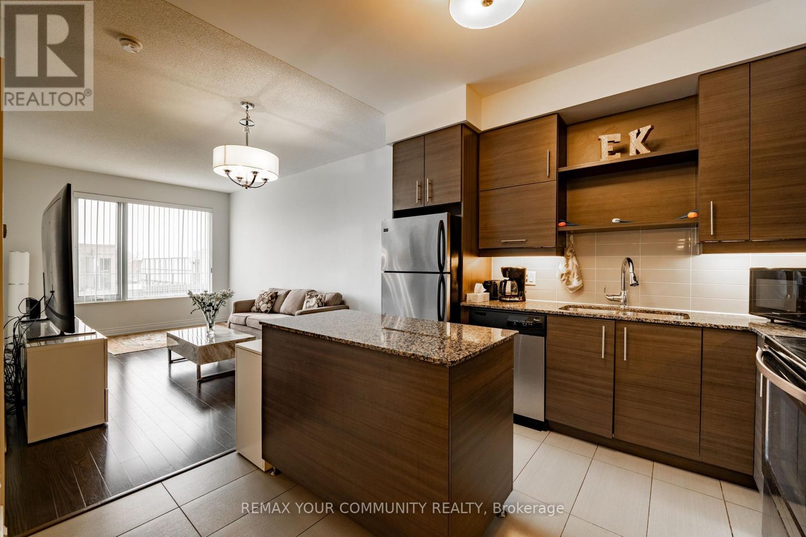 520 - 325 South Park Road, Markham, Ontario  L3T 0B8 - Photo 11 - N12963578