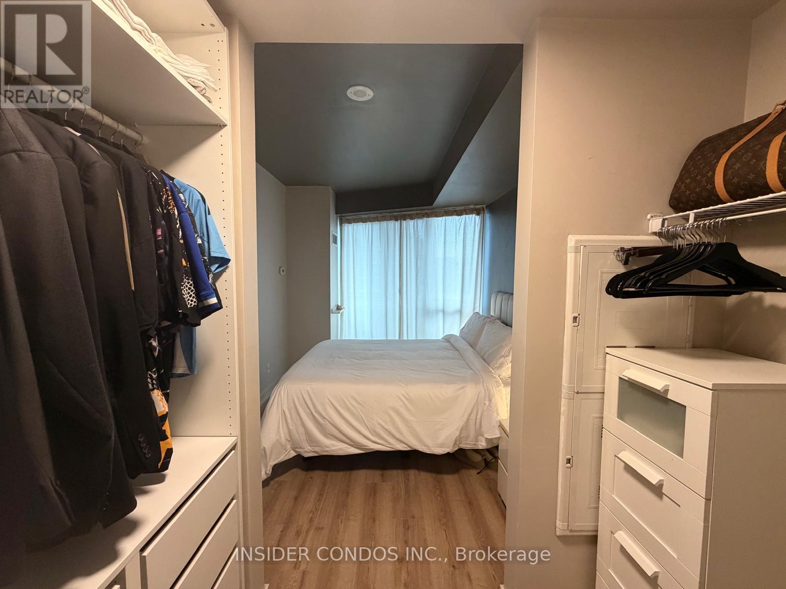 2512 - 20 Bruyeres Mews, Toronto, Ontario  M5V 0G8 - Photo 17 - C12965610