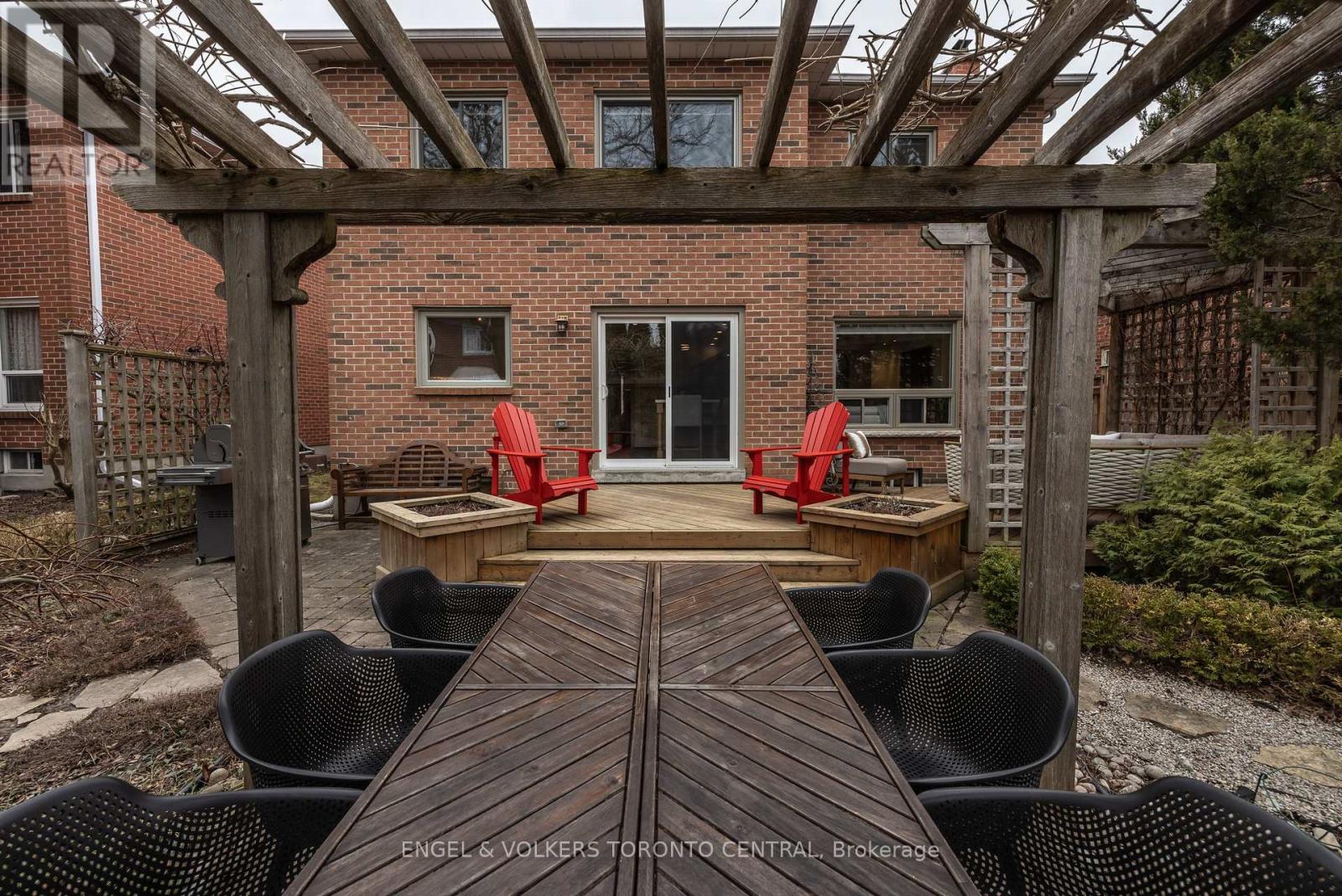 433 Lavas Road, Newmarket, Ontario  L3Y 8H4 - Photo 48 - N12961650