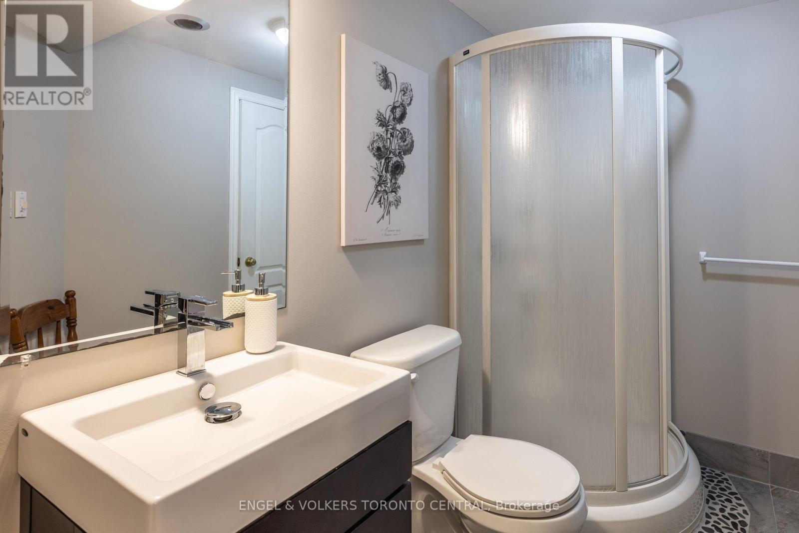 433 Lavas Road, Newmarket, Ontario  L3Y 8H4 - Photo 43 - N12961650