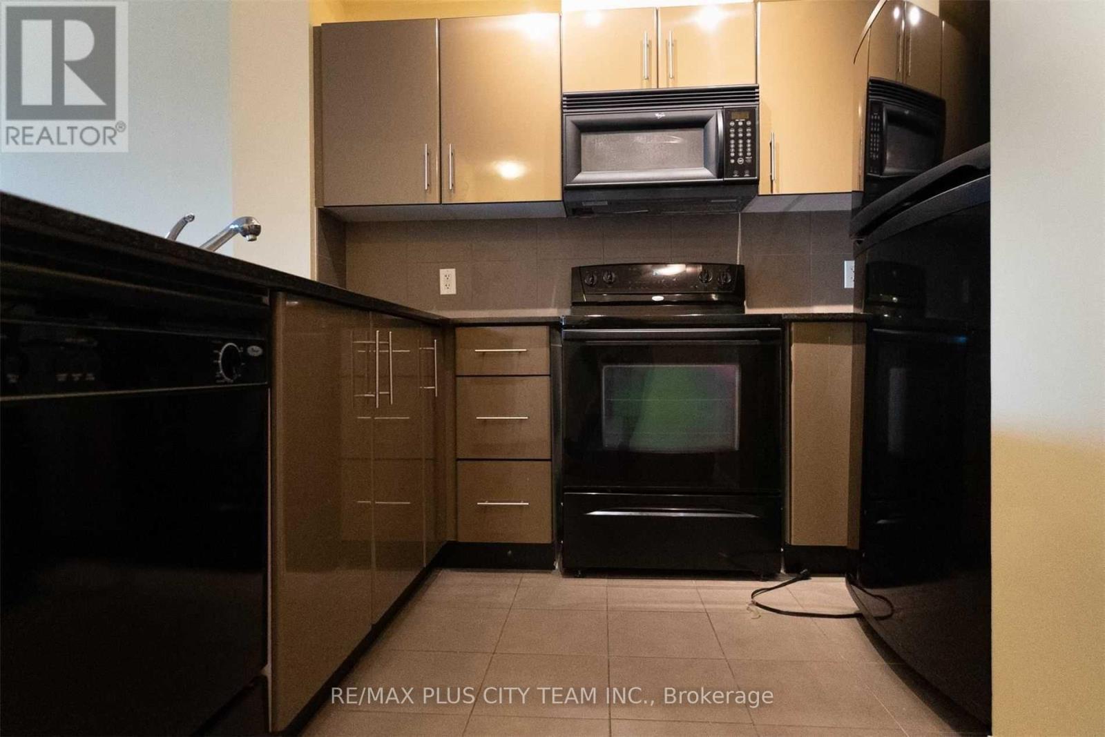 Unknown Address, ,     - Photo 6 - C12966196