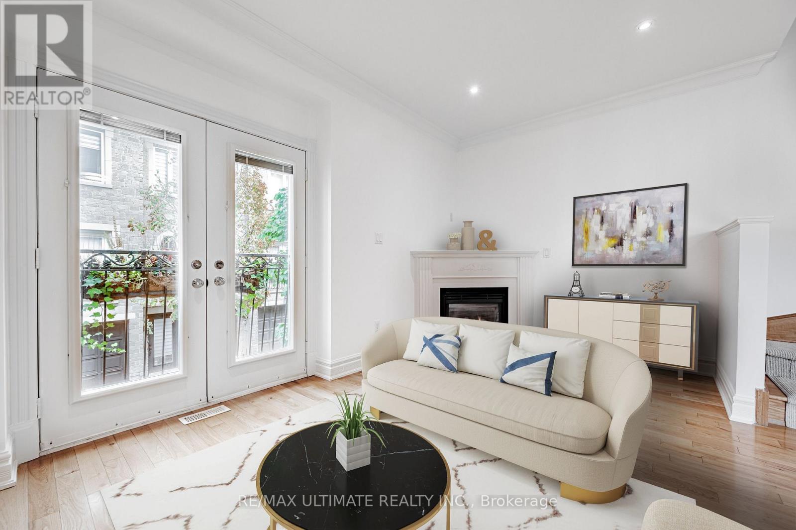 23 Annex Lane, Toronto, Ontario  M5R 3V2 - Photo 9 - C12966222