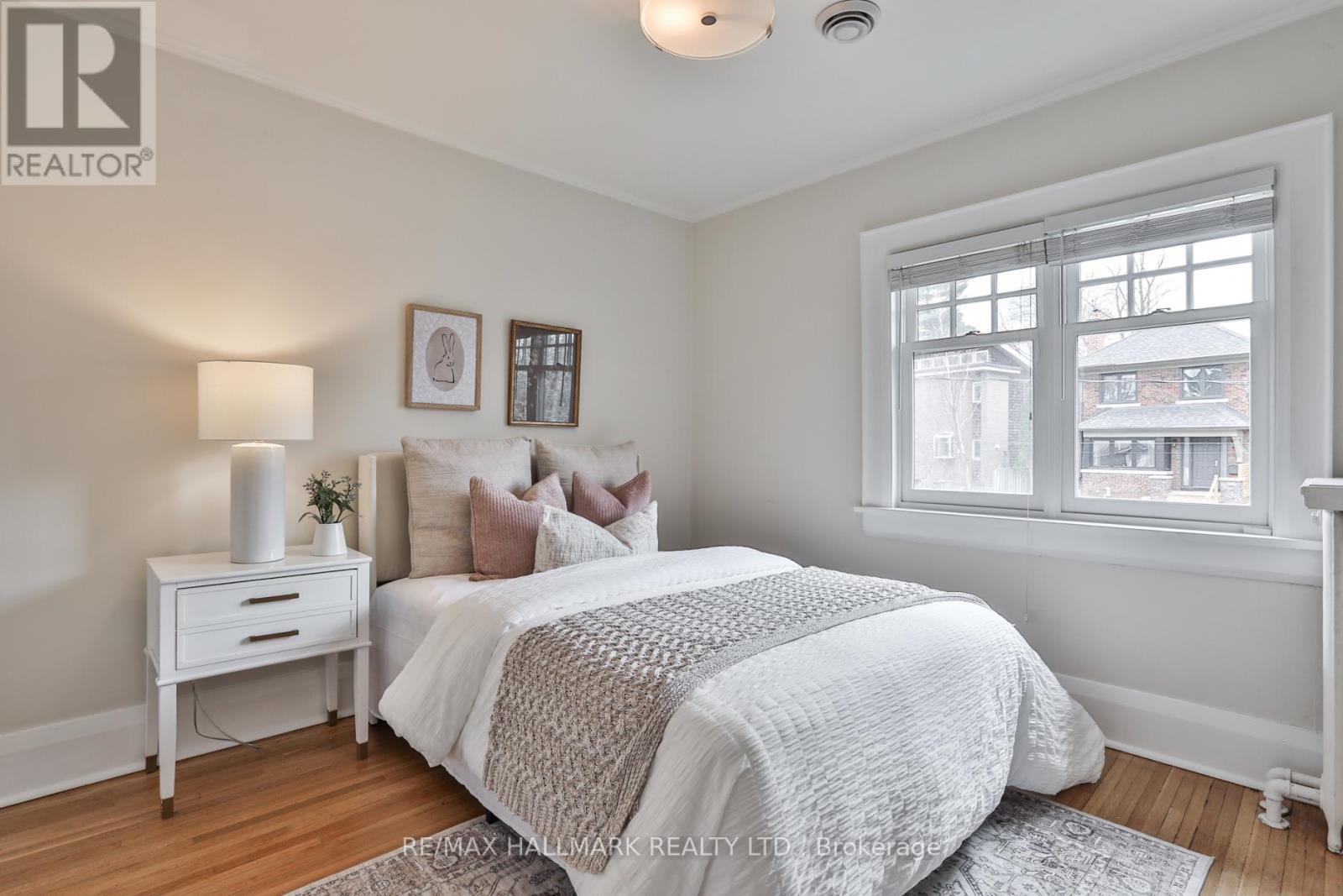 30 Oswald Crescent, Toronto, Ontario  M4S 2H6 - Photo 23 - C12966258