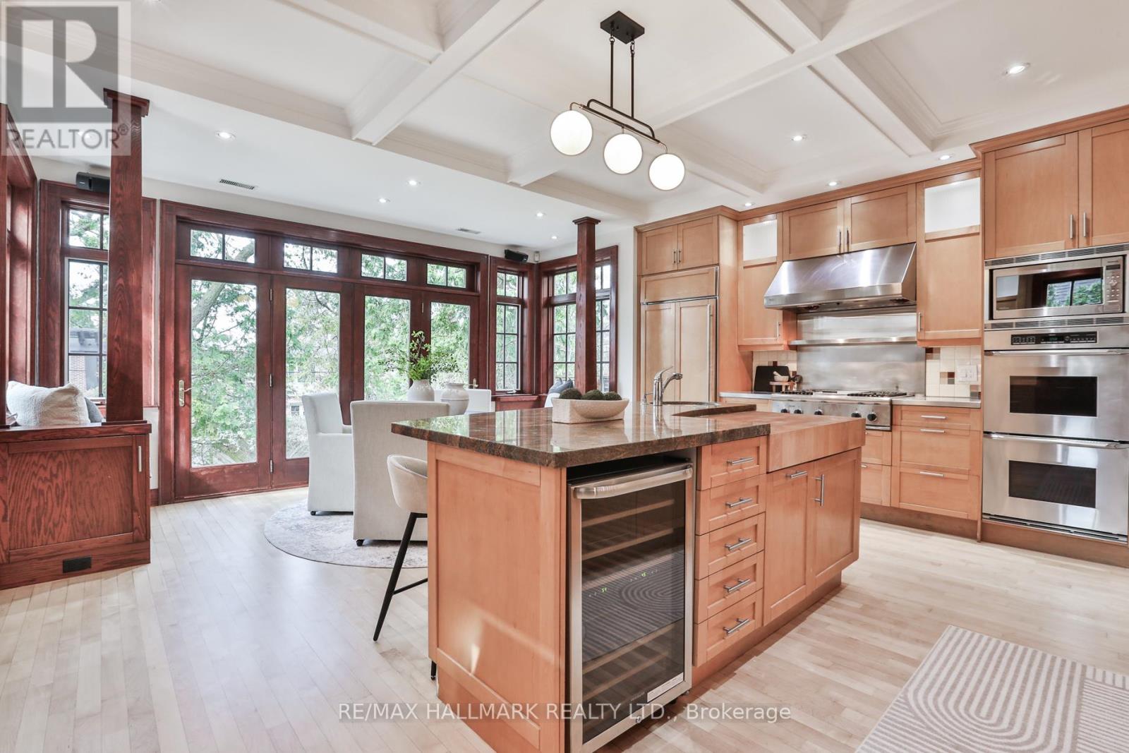 30 Oswald Crescent, Toronto, Ontario  M4S 2H6 - Photo 7 - C12966258