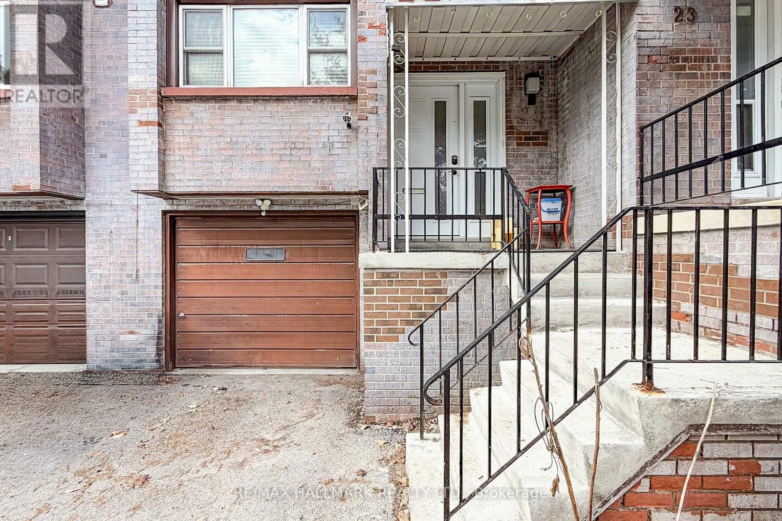 Unknown Address, ,     - Photo 2 - C12966266