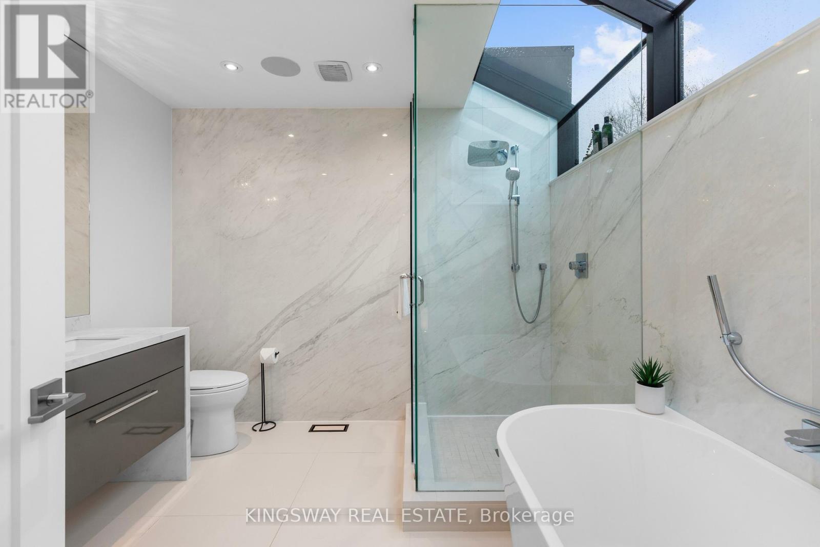 770 Palmerston Avenue, Toronto, Ontario  M6G 2R5 - Photo 16 - C12966288