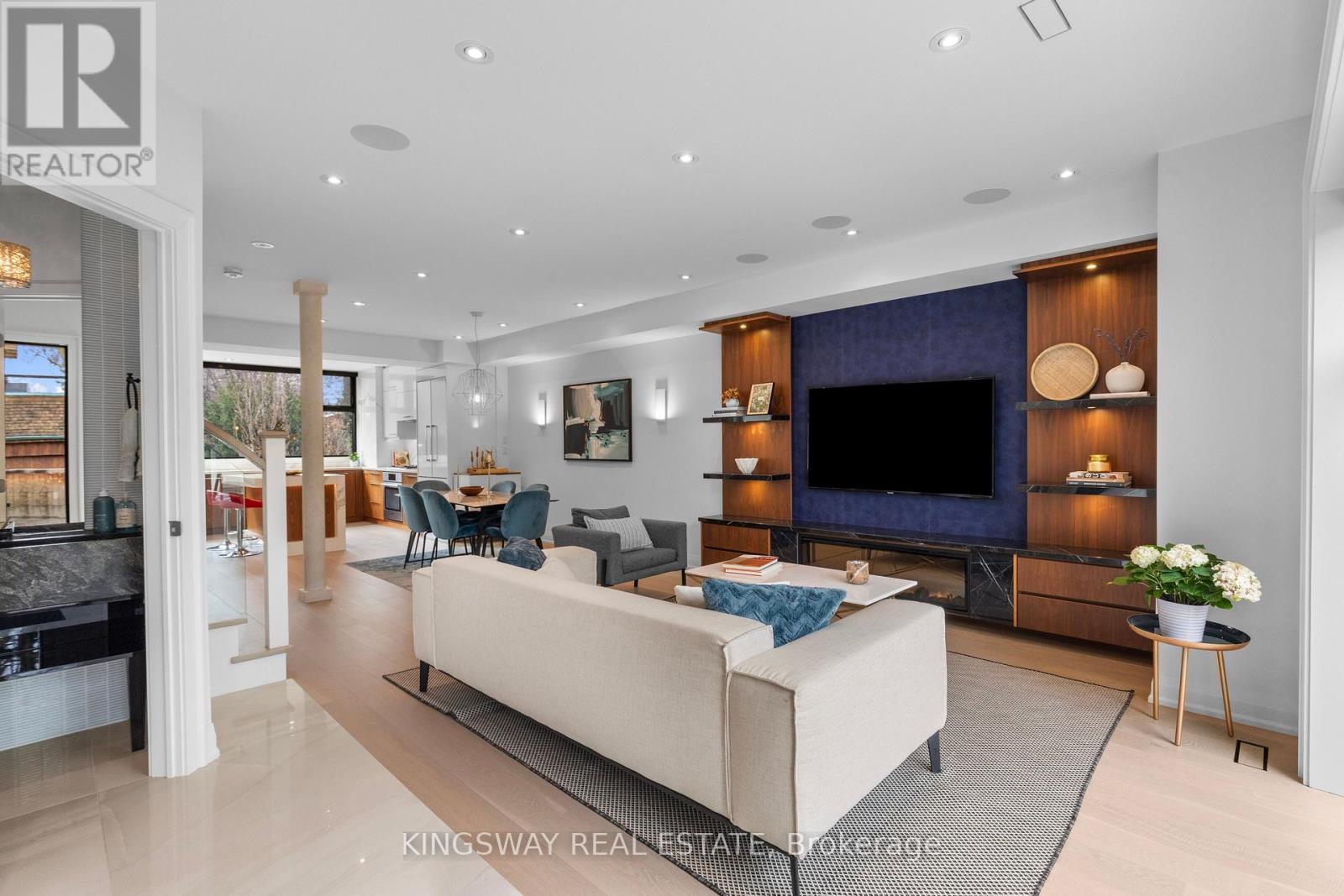 770 Palmerston Avenue, Toronto, Ontario  M6G 2R5 - Photo 2 - C12966288