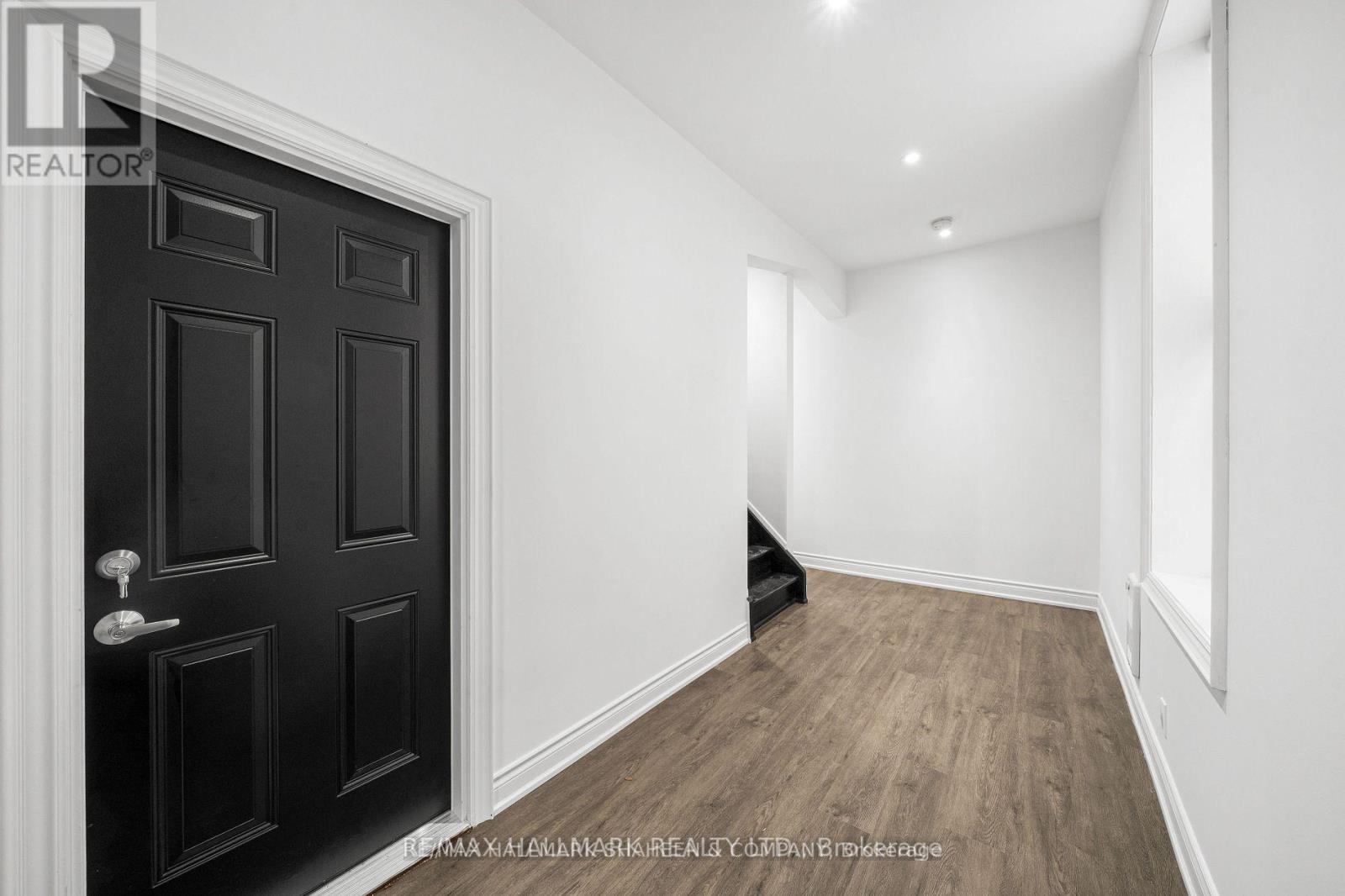 Unit C - 208 Dovercourt Road, Toronto, Ontario  M6J 3C8 - Photo 2 - C12966298