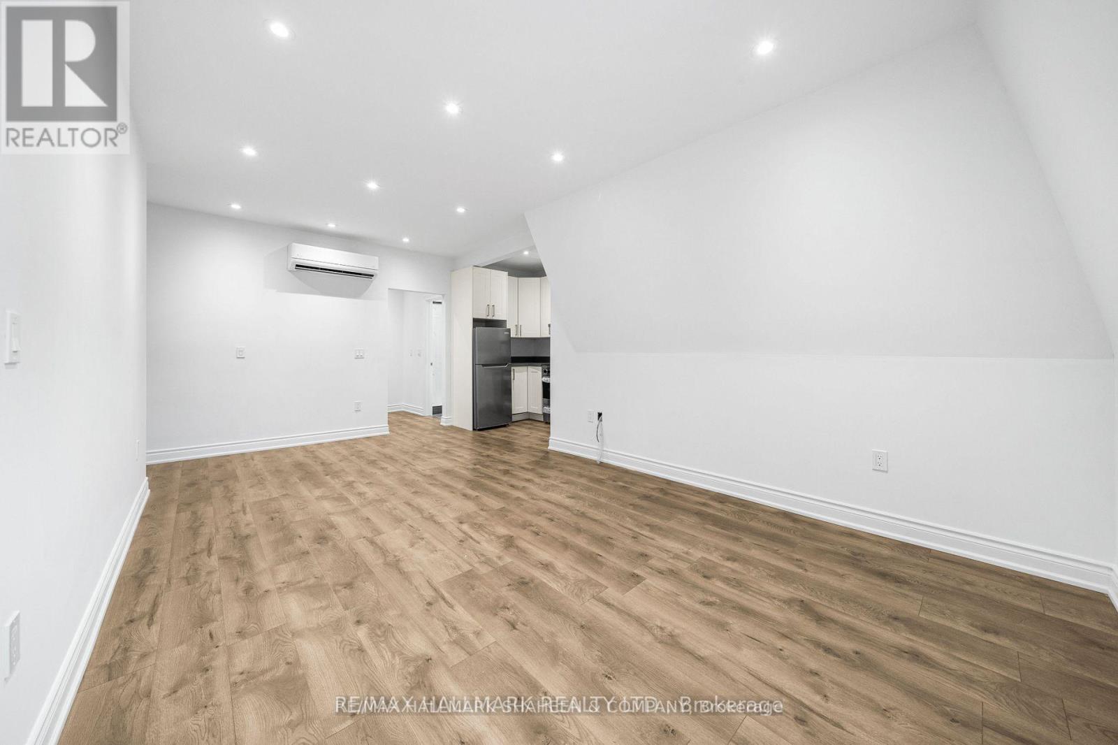 Unit C - 208 Dovercourt Road, Toronto, Ontario  M6J 3C8 - Photo 8 - C12966298