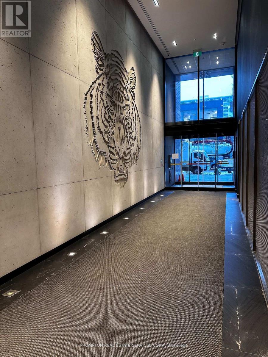 1909 - 28 WELLESLEY STREET E, Toronto, Ontario