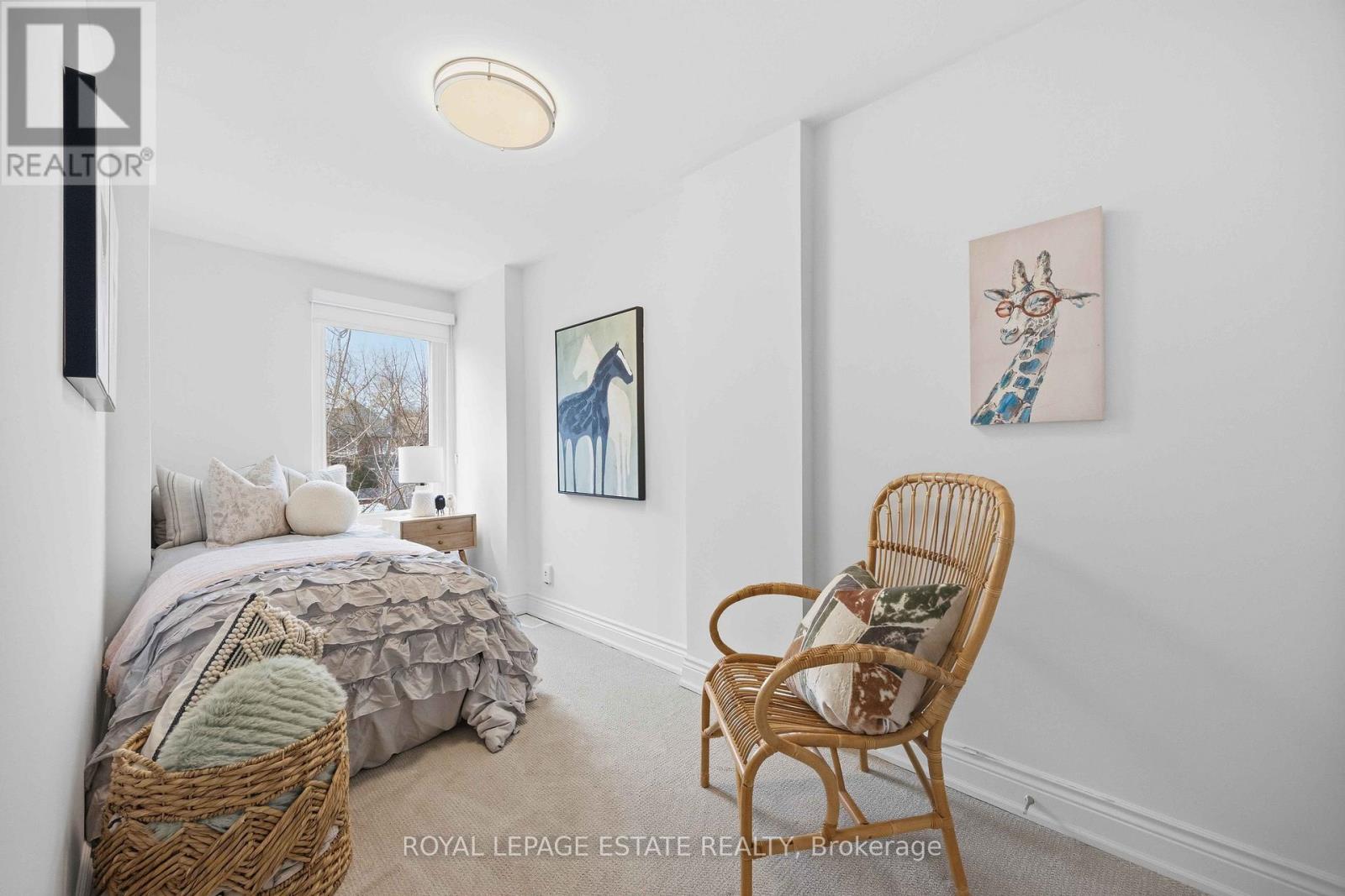 38 Kenwood Avenue, Toronto, Ontario  M6C 2R9 - Photo 19 - C12966372