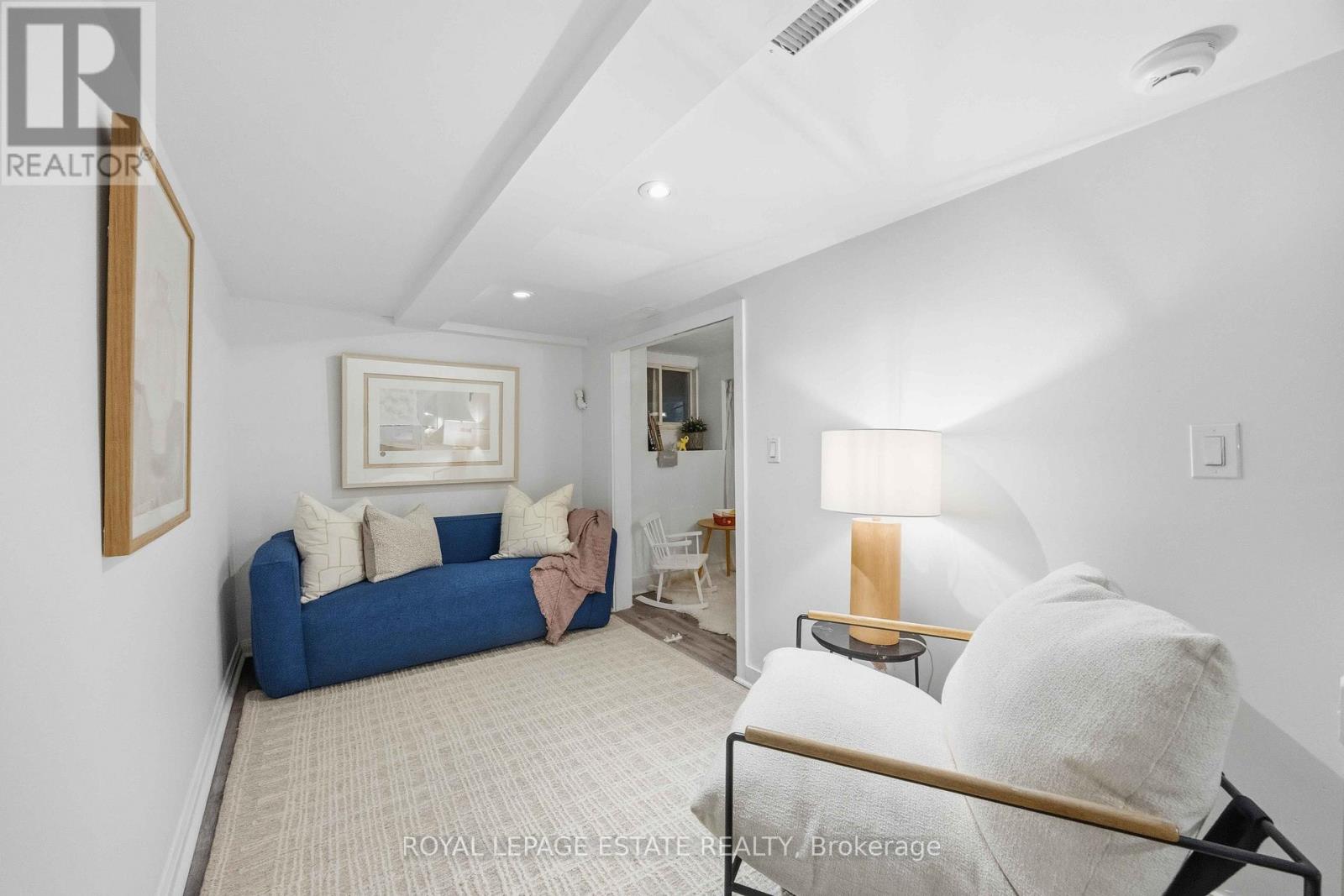 38 Kenwood Avenue, Toronto, Ontario  M6C 2R9 - Photo 26 - C12966372