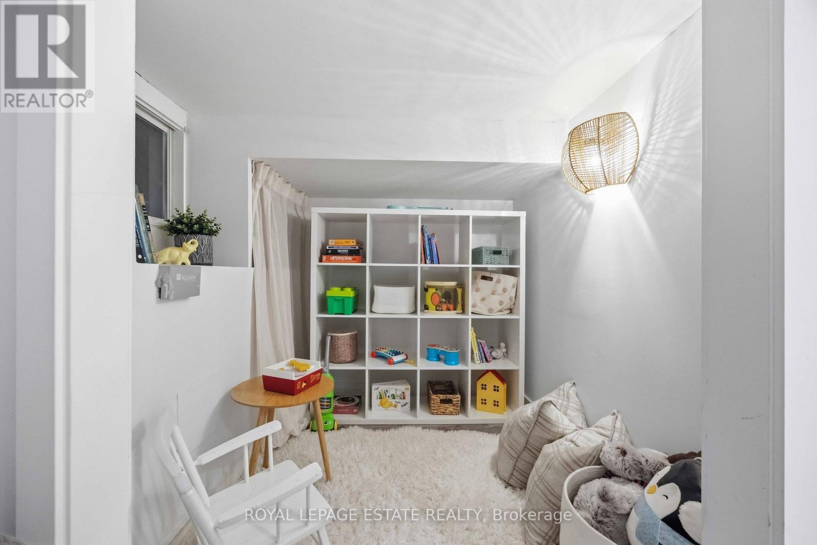 38 Kenwood Avenue, Toronto, Ontario  M6C 2R9 - Photo 28 - C12966372