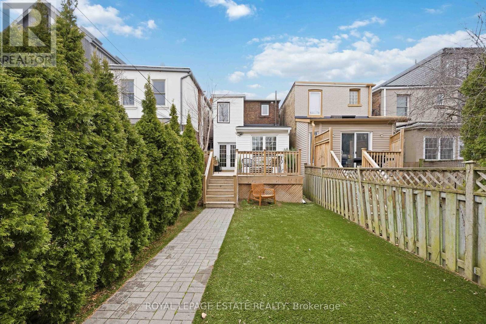 38 Kenwood Avenue, Toronto, Ontario  M6C 2R9 - Photo 33 - C12966372