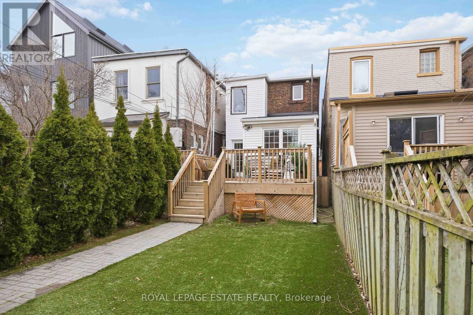 38 Kenwood Avenue, Toronto, Ontario  M6C 2R9 - Photo 34 - C12966372