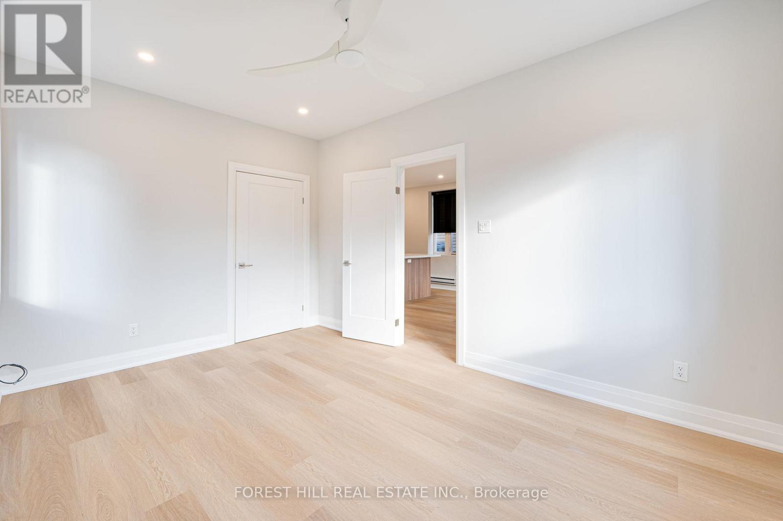 160 Tyrrel Avenue, Toronto, Ontario  M6G 2G7 - Photo 24 - C12966388