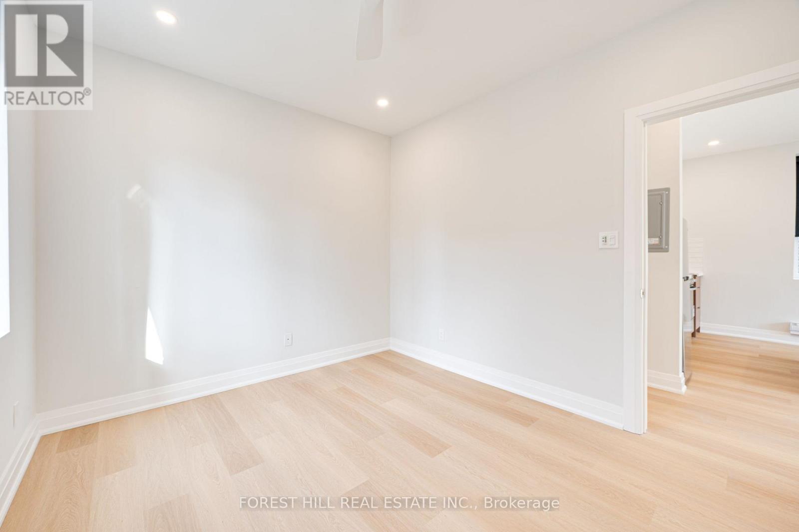 160 Tyrrel Avenue, Toronto, Ontario  M6G 2G7 - Photo 28 - C12966388