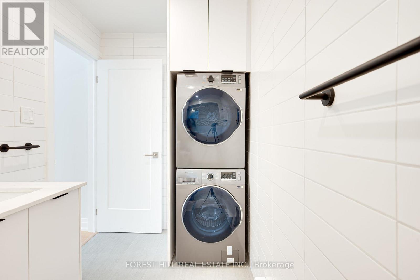 160 Tyrrel Avenue, Toronto, Ontario  M6G 2G7 - Photo 33 - C12966388