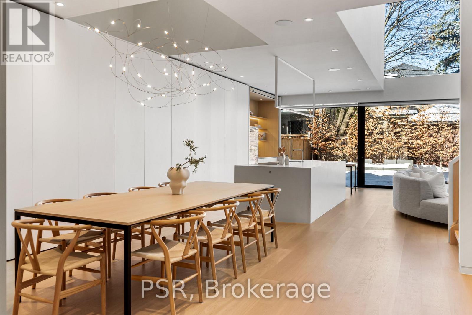 188 Montclair Avenue, Toronto, Ontario  M5P 1P9 - Photo 10 - C12966408