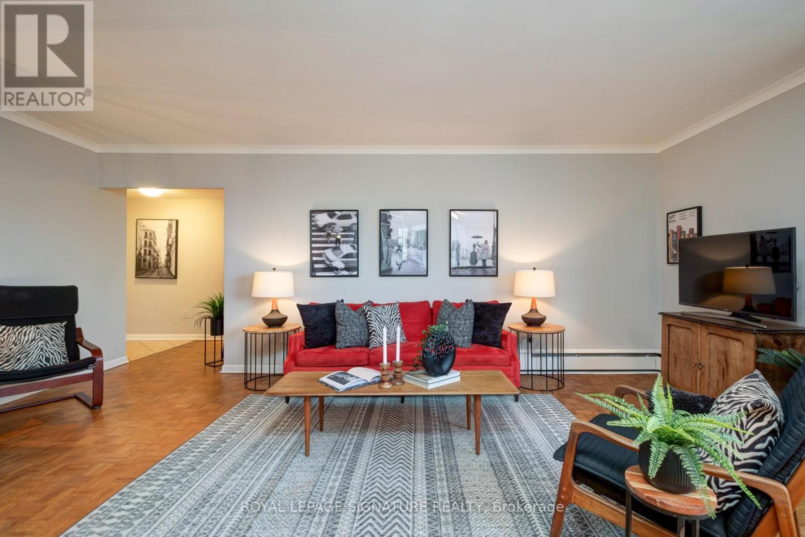 1105 - 575 Avenue Road, Toronto, Ontario  M4V 2K2 - Photo 11 - C12966442