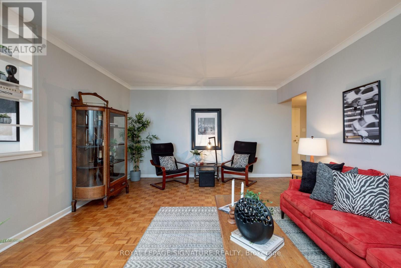 1105 - 575 Avenue Road, Toronto, Ontario  M4V 2K2 - Photo 13 - C12966442