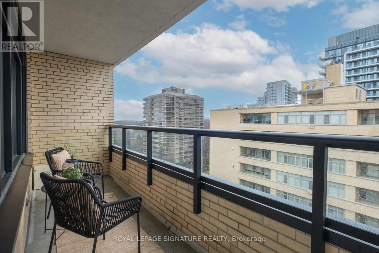 1105 - 575 Avenue Road, Toronto, Ontario  M4V 2K2 - Photo 21 - C12966442