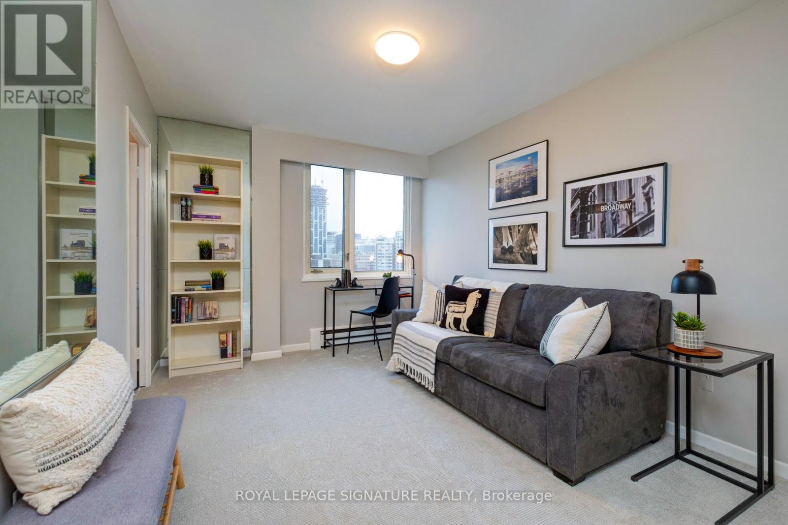 1105 - 575 Avenue Road, Toronto, Ontario  M4V 2K2 - Photo 29 - C12966442