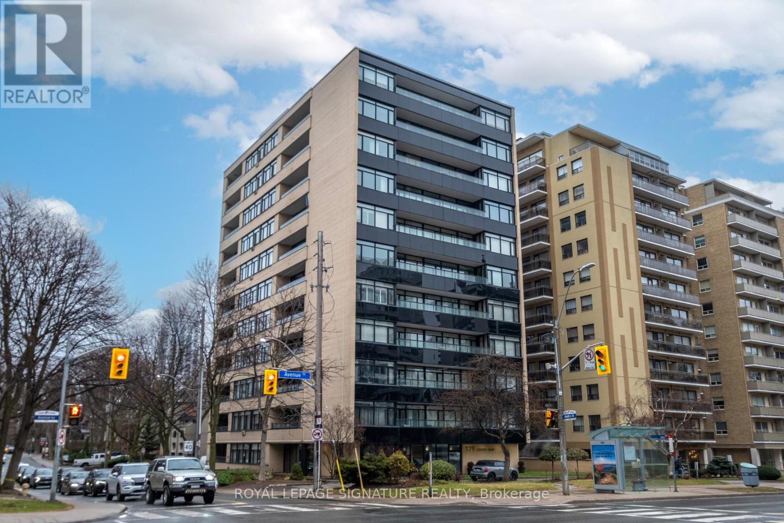 1105 - 575 Avenue Road, Toronto, Ontario  M4V 2K2 - Photo 3 - C12966442