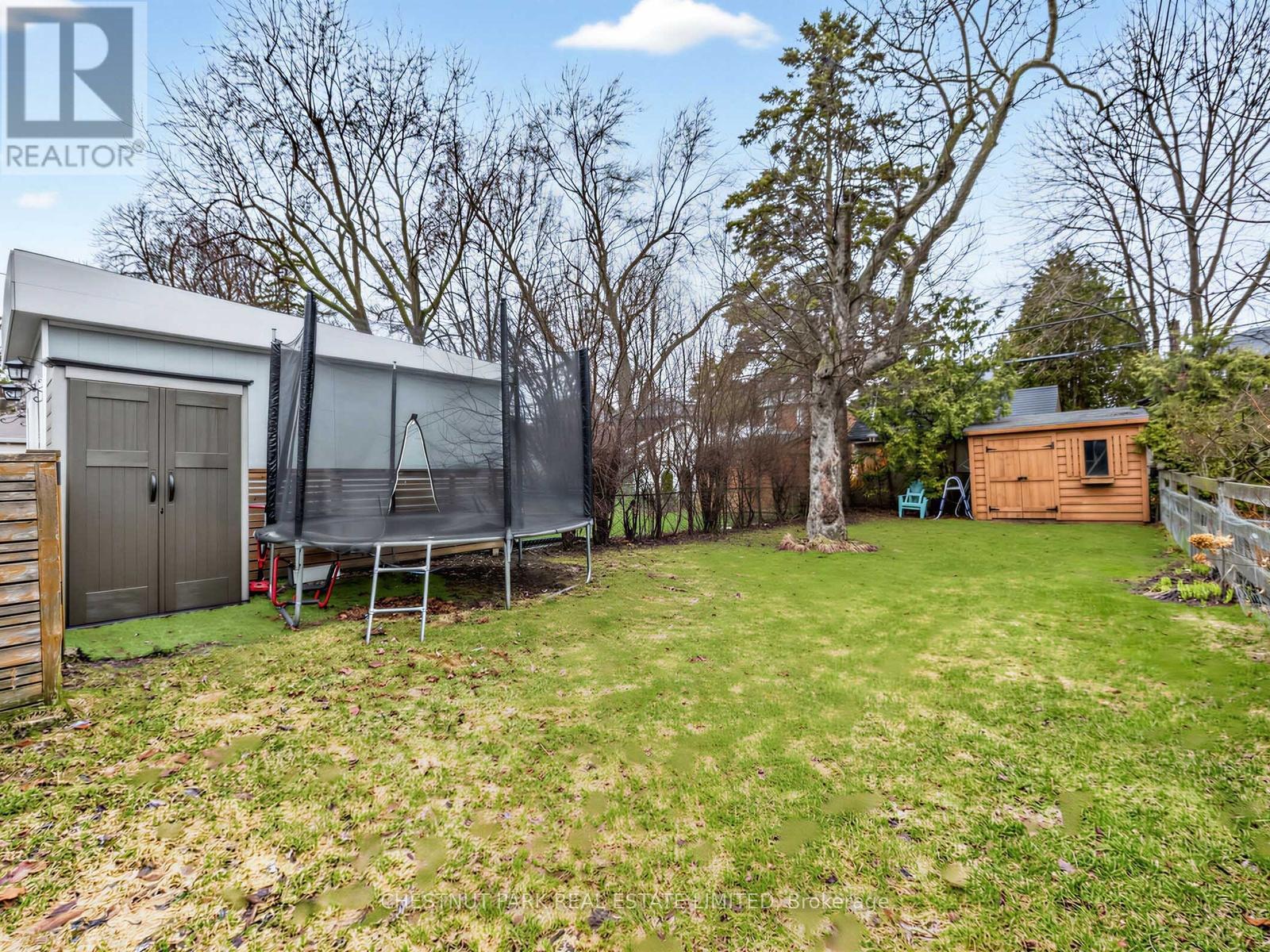 246 Donlea Drive, Toronto, Ontario  M4G 2N2 - Photo 26 - C12966444