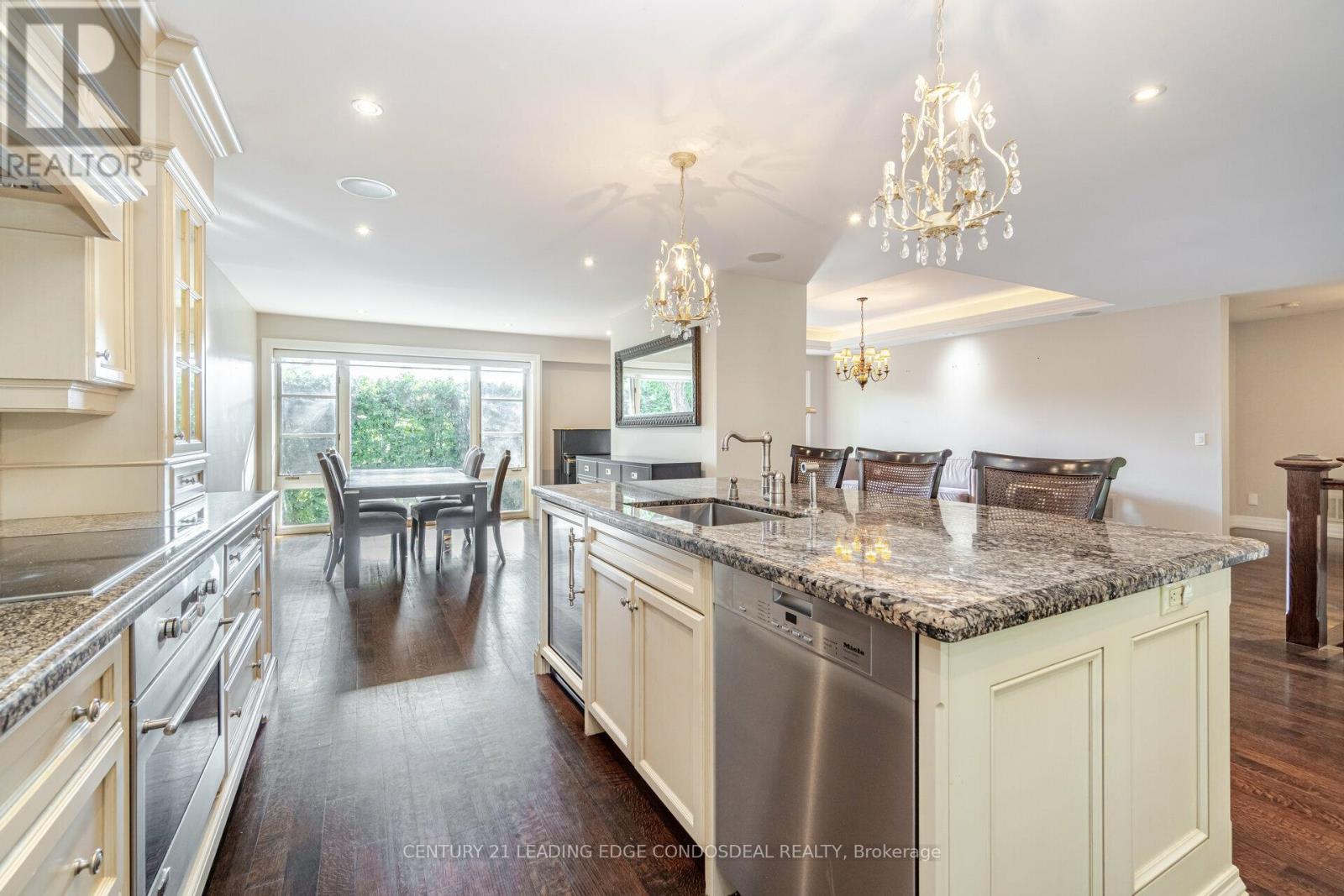 96 Laurentide Drive, Toronto, Ontario  M3A 3E5 - Photo 10 - C12966448