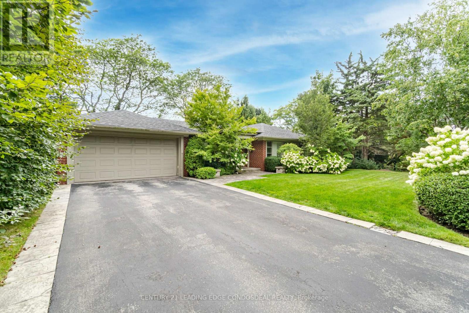 96 Laurentide Drive, Toronto, Ontario  M3A 3E5 - Photo 2 - C12966448