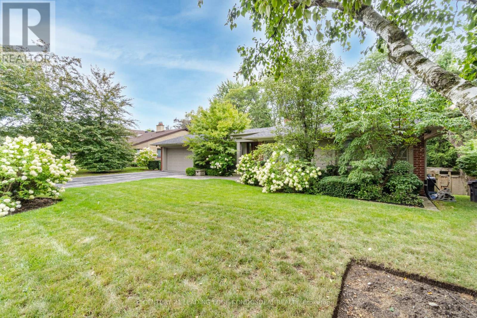 96 Laurentide Drive, Toronto, Ontario  M3A 3E5 - Photo 3 - C12966448