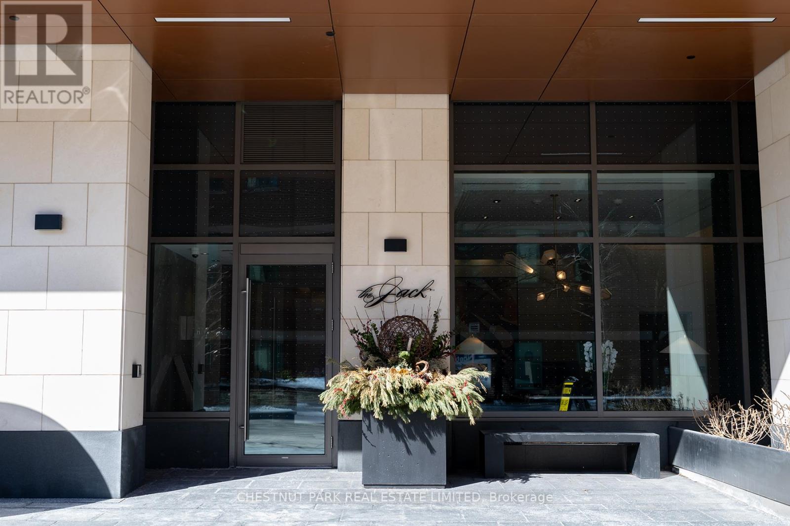 306 - 6 Jackes Avenue, Toronto, Ontario  M4T 1E5 - Photo 3 - C12966508