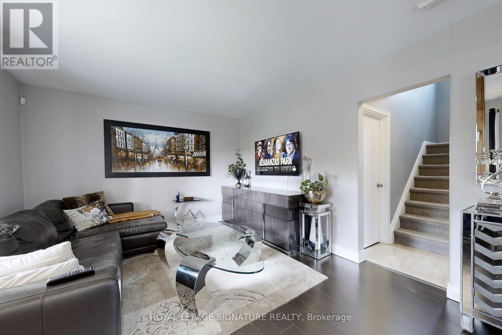 68 Christina Crescent, Toronto, Ontario  M1R 4H8 - Photo 10 - E12966176